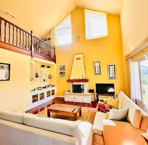 Fantastica Casa En בית נופש *